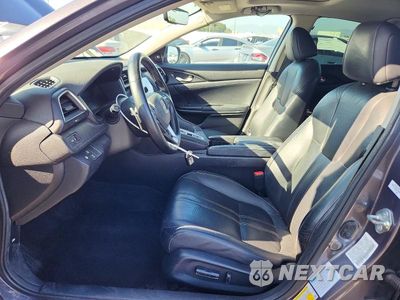 Zdjęcie 7 z 12 samochodu: 2019 HONDA INSIGHT TOURING VIN:19XZE4F99KE011319 - miniatura