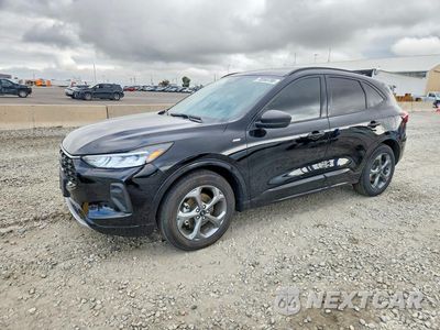 2023 FORD ESCAPE ST LINE 1FMCU0MNXPUA74404 - główne zdjęcie licytacji z USA - miniatura