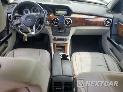 Zdjęcie 8 z 12 samochodu: 2015 MERCEDES-BENZ GLK 350 VIN:WDCGG5HB0FG352891 - miniatura