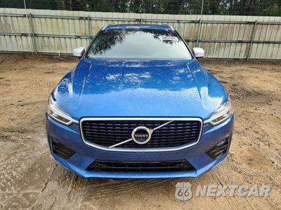 Piąte zdjęcie samochodu w środku: 2019 VOLVO XC60 T6 R-DESIGN VIN:YV4A22RM4K1353111 - miniatura