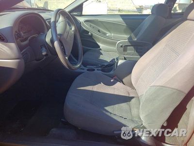 Zdjęcie 7 z 13 samochodu: 2004 FORD MUSTANG VIN:1FAFP40684F214213 - miniatura