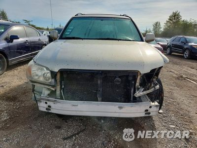 Piąte zdjęcie samochodu w środku: 2005 TOYOTA HIGHLANDER BASE VIN:JTEGP21A750070563 - miniatura