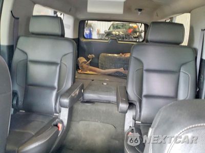 Zdjęcie 10 z 14 samochodu: 2016 CHEVROLET SUBURBAN K1500 LTZ VIN:1GNSKJKC8GR129410 - miniatura