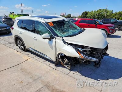 Czwarte zdjęcie samochodu z boku: 2021 NISSAN ROGUE PLATINUM VIN:JN8AT3DC9MW103054 - miniatura