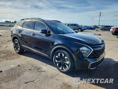 Czwarte zdjęcie samochodu z boku: 2023 KIA SPORTAGE X LINE VIN:5XYK6CAF6PG085829 - miniatura