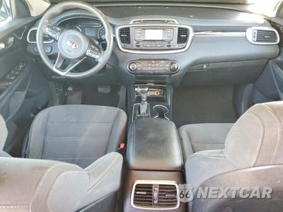 Zdjęcie 8 z 12 samochodu: 2018 KIA SORENTO L VIN:5XYPG4A33JG409650 - miniatura