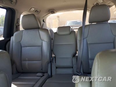 Zdjęcie 10 z 13 samochodu: 2011 HONDA ODYSSEY TOURING VIN:5FNRL5H95BB024183 - miniatura