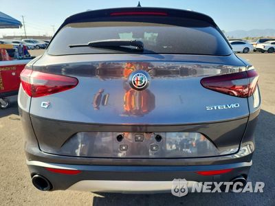 Zdjęcie 6 z 13 samochodu: 2018 ALFA ROMEO STELVIO VIN:ZASFAKAN4J7C25938 - miniatura