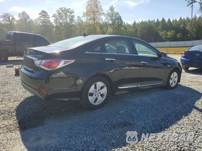 Trzecie zdjęcie samochodu z tyłu: 2012 HYUNDAI SONATA HYBRID VIN:KMHEC4A47CA025977 - miniatura