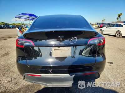 Zdjęcie 6 z 12 samochodu: 2025 TESLA MODEL Y VIN:7SAYGDED2SF277645 - miniatura