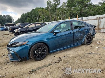 2025 TOYOTA CAMRY SE 4T1DAACK5SU647745 - główne zdjęcie licytacji z USA - miniatura