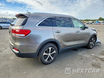 Trzecie zdjęcie samochodu z tyłu: 2016 KIA SORENTO EX VIN:5XYPHDA56GG100522 - miniatura