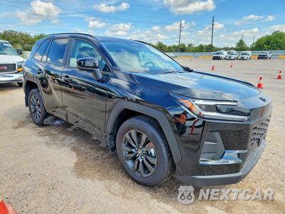 Czwarte zdjęcie samochodu z boku: 2026 TOYOTA RAV4 XLE PREMIUM VIN:2T36DRBV1TW005526 - miniatura