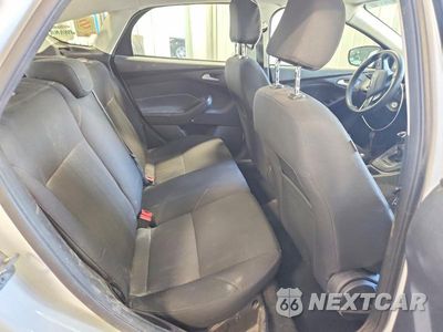 Zdjęcie 10 z 12 samochodu: 2016 FORD FOCUS SE VIN:1FADP3K21GL399013 - miniatura