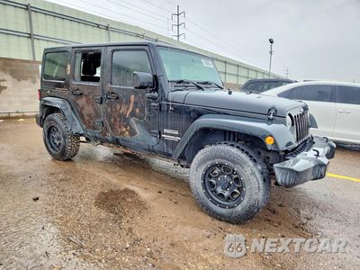 Czwarte zdjęcie samochodu z boku: 2016 JEEP WRANGLER UNLIMITED SPORT VIN:1C4BJWDG3GL320812 - miniatura