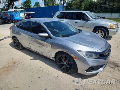 Czwarte zdjęcie samochodu z boku: 2019 HONDA CIVC SPORT VIN:19XFC2F87KE018421 - miniatura
