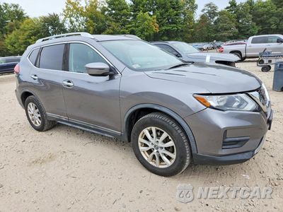 Czwarte zdjęcie samochodu z boku: 2018 NISSAN ROGUE SV VIN:KNMAT2MV1JP590182 - miniatura