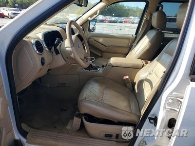 Zdjęcie 7 z 12 samochodu: 2006 FORD EXPLORER XLT VIN:1FMEU63EX6UA11833 - miniatura