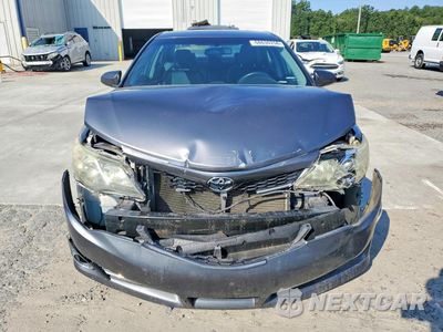 Piąte zdjęcie samochodu w środku: 2014 TOYOTA CAMRY SE VIN:4T1BF1FK0EU352027 - miniatura