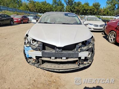 Piąte zdjęcie samochodu w środku: 2016 LINCOLN MKZ VIN:3LN6L2J99GR630518 - miniatura