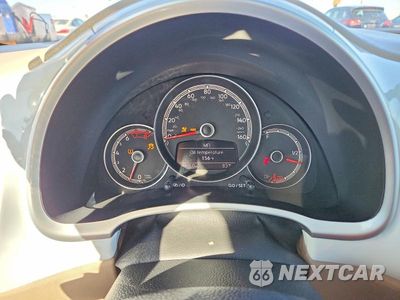 Zdjęcie 12 z 13 samochodu: 2017 VOLKSWAGEN BEETLE S/SE VIN:3VW517ATXHM811086 - miniatura