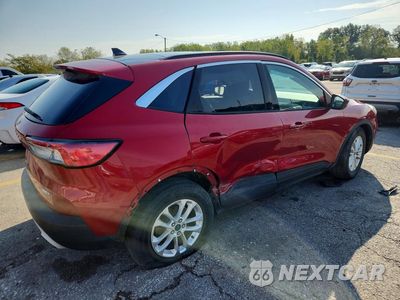 Trzecie zdjęcie samochodu z tyłu: 2020 FORD ESCAPE SE VIN:1FMCU9G69LUA08946 - miniatura