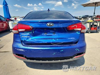 Zdjęcie 6 z 12 samochodu: 2017 KIA FORTE LX VIN:3KPFL4A7XHE119536 - miniatura