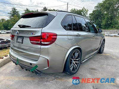 Trzecie zdjęcie samochodu z tyłu: 2017 BMW X5 M VIN:5YMKT6C30H0X20703 - miniatura