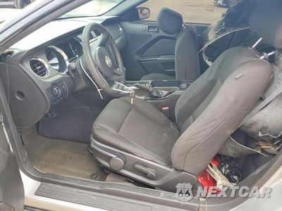 Zdjęcie 7 z 11 samochodu: 2012 FORD MUSTANG VIN:1ZVBP8AMXC5277067 - miniatura