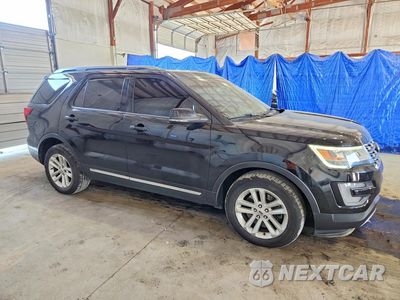 Czwarte zdjęcie samochodu z boku: 2017 FORD EXPLORER XLT VIN:1FM5K7D80HGD97538 - miniatura