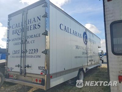 Trzecie zdjęcie samochodu z tyłu: 2015 FREIGHTLINER BUSINESS CLASS M2 BOX TRUCK VIN:3ALACWDU8FDGT3168 - miniatura