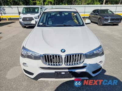 Piąte zdjęcie samochodu w środku: 2017 BMW X3 XDRIVE28I VIN:5UXWX9C36H0T23110 - miniatura