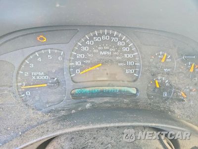 Zdjęcie 9 z 12 samochodu: 2003 GMC NEW SIERRA K1500 VIN:1GTEK19V83E143001 - miniatura