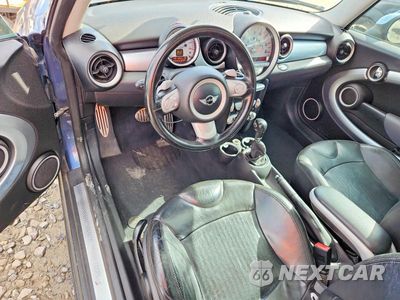 Zdjęcie 8 z 12 samochodu: 2010 MINI COOPER S CLUBMAN VIN:WMWMM3C58ATP94032 - miniatura