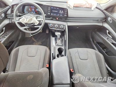Zdjęcie 8 z 13 samochodu: 2024 HYUNDAI ELANTRA SE VIN:KMHLL4DGXRU661667 - miniatura