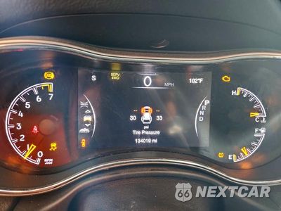 Zdjęcie 9 z 13 samochodu: 2017 JEEP GRAND CHEROKEE TRAILHAWK VIN:1C4RJFLG3HC729233 - miniatura