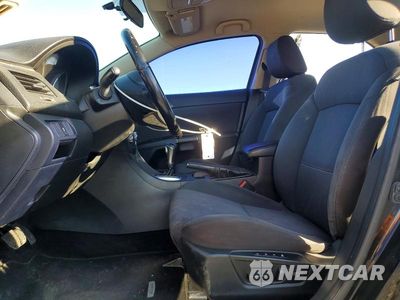 Zdjęcie 7 z 12 samochodu: 2012 SUZUKI KIZASHI SE VIN:JS2RE9A33C6100798 - miniatura