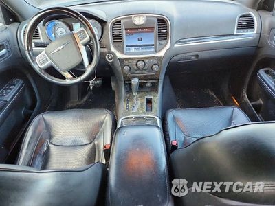 Zdjęcie 8 z 13 samochodu: 2011 CHRYSLER 300C VIN:2C3CK6CT4BH515411 - miniatura