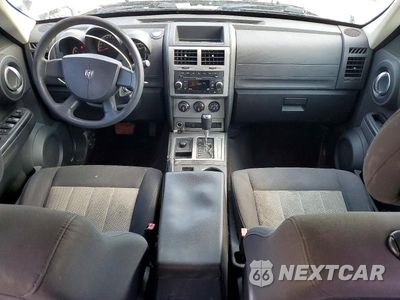 Zdjęcie 8 z 13 samochodu: 2010 DODGE NITRO SE VIN:1D4PU2GKXAW107094 - miniatura