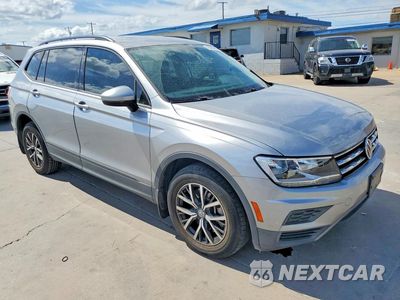 Czwarte zdjęcie samochodu z boku: 2021 VOLKSWAGEN TIGUAN S VIN:3VV1B7AX8MM118014 - miniatura