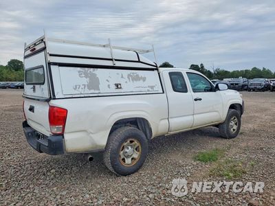 Trzecie zdjęcie samochodu z tyłu: 2016 TOYOTA TACOMA SR VIN:5TFSX5EN6GX041742 - miniatura