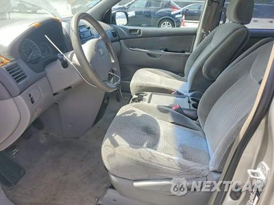 Zdjęcie 7 z 13 samochodu: 2007 TOYOTA SIENNA CE 7-PASSENGER VIN:5TDZK23C67S003611 - miniatura