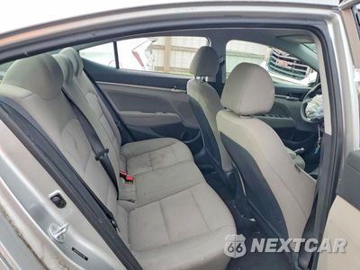 Zdjęcie 10 z 13 samochodu: 2020 HYUNDAI ELANTRA SEL VIN:5NPD84LF5LH573985 - miniatura