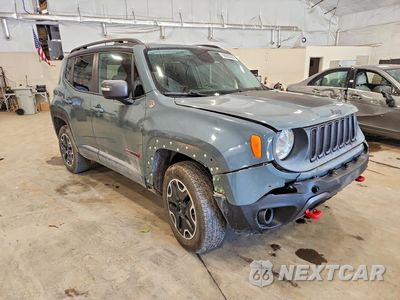 Czwarte zdjęcie samochodu z boku: 2016 JEEP RENEGADE TRAILHAWK VIN:ZACCJBCT7GPC42767 - miniatura