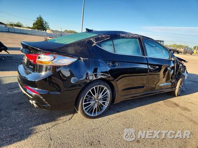 Trzecie zdjęcie samochodu z tyłu: 2018 HYUNDAI ELANTRA SPORT VIN:KMHD04LB8JU481028 - miniatura