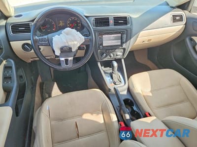 Zdjęcie 8 z 12 samochodu: 2011 VOLKSWAGEN JETTA SE VIN:3VWDZ7AJ7BM322798 - miniatura