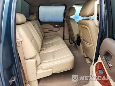 Zdjęcie 11 z 13 samochodu: 2010 CHEVROLET SILVERADO K3500 LTZ VIN:1GC7K1B60AF123120 - miniatura