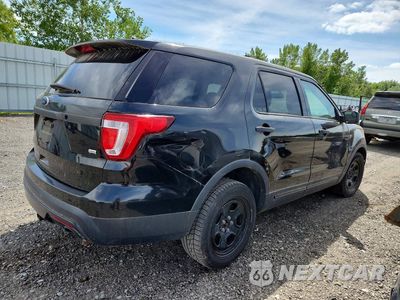 Trzecie zdjęcie samochodu z tyłu: 2017 FORD EXPLORER POLICE INTERCEPTOR VIN:1FM5K8AR1HGA37505 - miniatura
