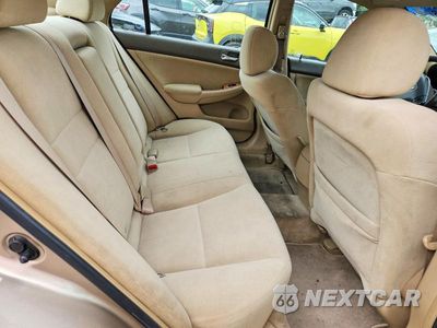 Zdjęcie 10 z 12 samochodu: 2005 HONDA ACCORD EX VIN:1HGCM56745A063155 - miniatura