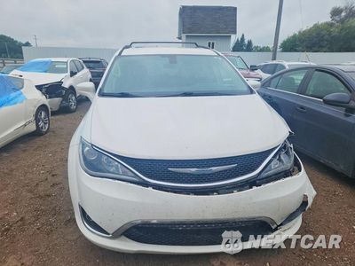 Piąte zdjęcie samochodu w środku: 2017 CHRYSLER PACIFICA TOURING L VIN:2C4RC1BG3HR739458 - miniatura